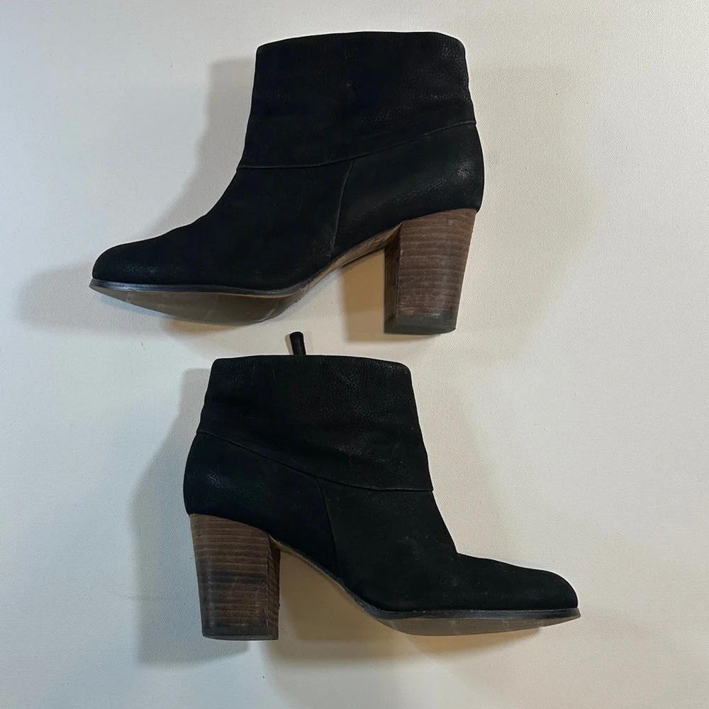 Cole Hann / Nike Air Black Suede Leather Verdi Bootie Size 8